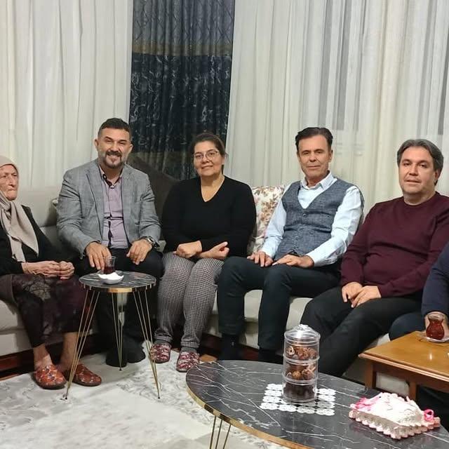 Ak Parti Muratpaşa İlçe Başkanlığı, Gül Hanım Sayar ve Hacı Şahin'i Ziyaret Etti