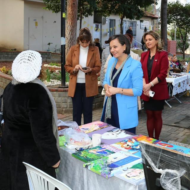 Beç Parkı'nda Yılbaşı Kadın Emeği Kermesi Düzenlendi