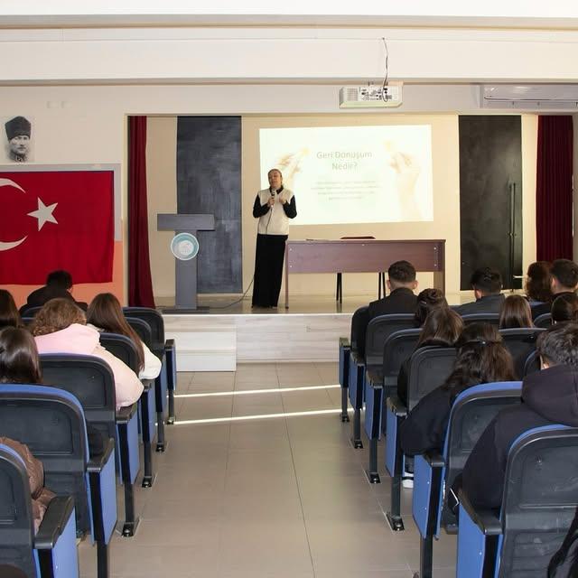 Çiftlikköy'de İklim Değişikliği ve Sıfır Atık Semineri Gerçekleştirildi