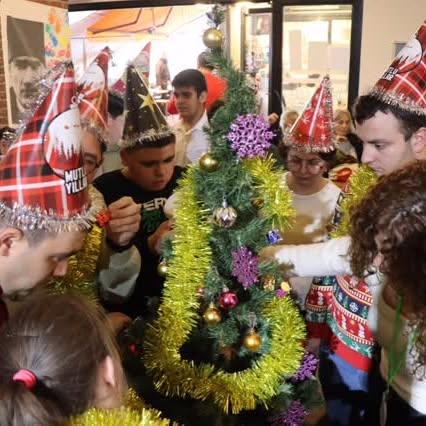 İzmit Belediyesi Özel Gereksinimli Çocuklar İçin Yeni Yıl Partisi Düzenledi