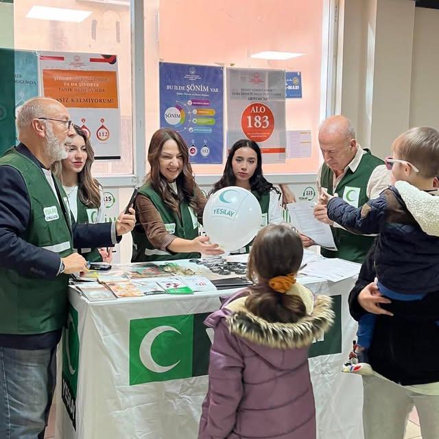 Yeşilay Avcılar Şubesi, Bağımlılıkla Mücadele Çalışmalarını Sürdürüyor