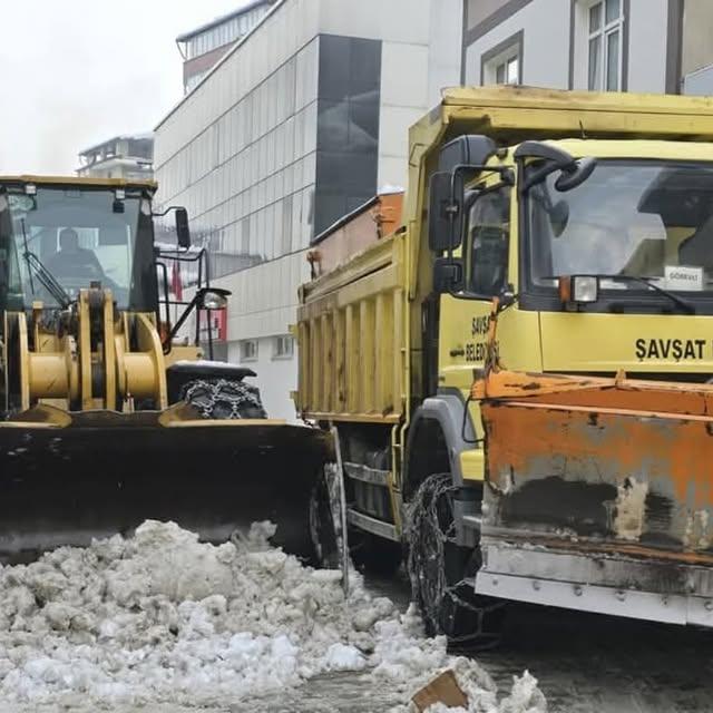 Yoğun Kar Yağışı İlçe Merkezinde Hayatı Olumsuz Etkiledi