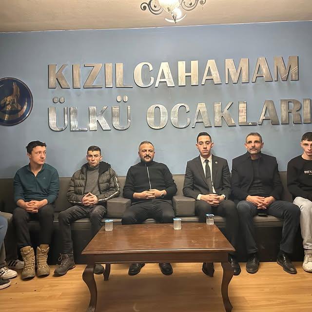 MHP Kızılcahamam İlçe Başkanı Gençlerle Buluştu