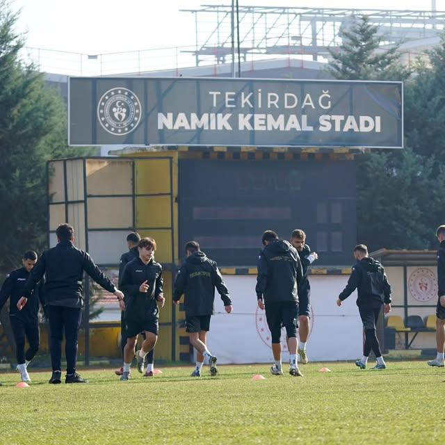 Tekirdağ Spor, Hendek Spor Maçı İçin Hazırlıklarını Sürdürüyor