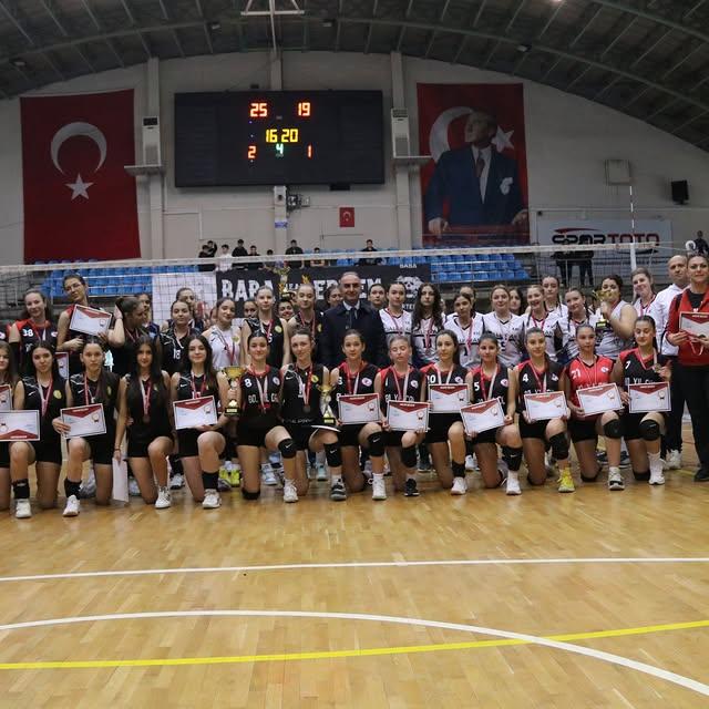 Edirne'de Genç Kızlar Voleybol İl Şampiyonluğu Tamamlandı