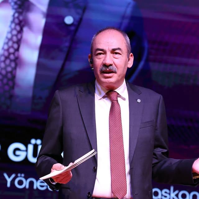 Kayseri'de Yapay Zeka Destekli ETicaret ve Eİhracat Konferansı Gerçekleştirildi