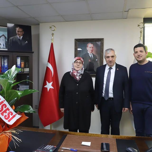 Turgutlu Belediyesi Başkan Yardımcısı Hüseyin Maliz, Turgutlu Lisesi Müdürü Sevim Gökçe'yi Misafir Etti