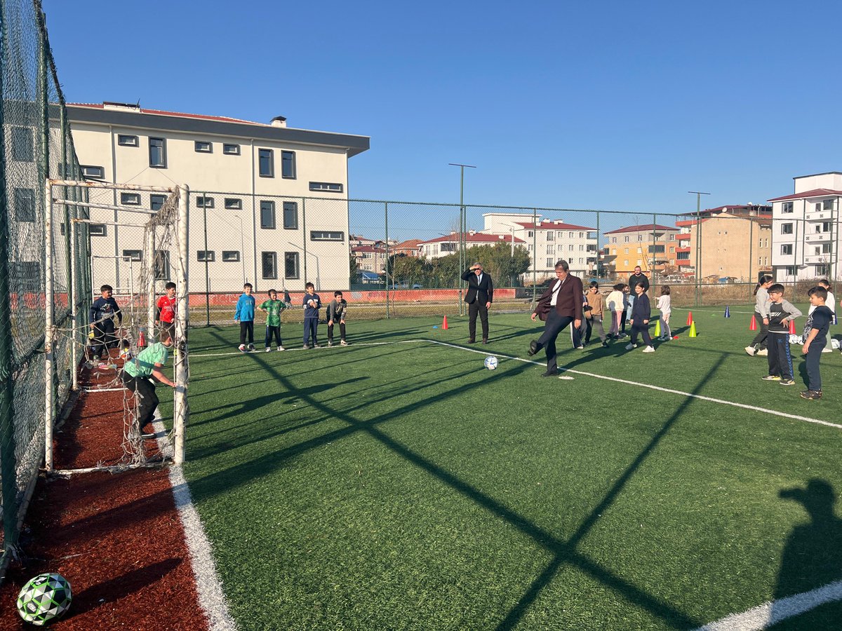 Futbol Gelişim Projesi İle Okullarda Futbol Eğitimi Başladı