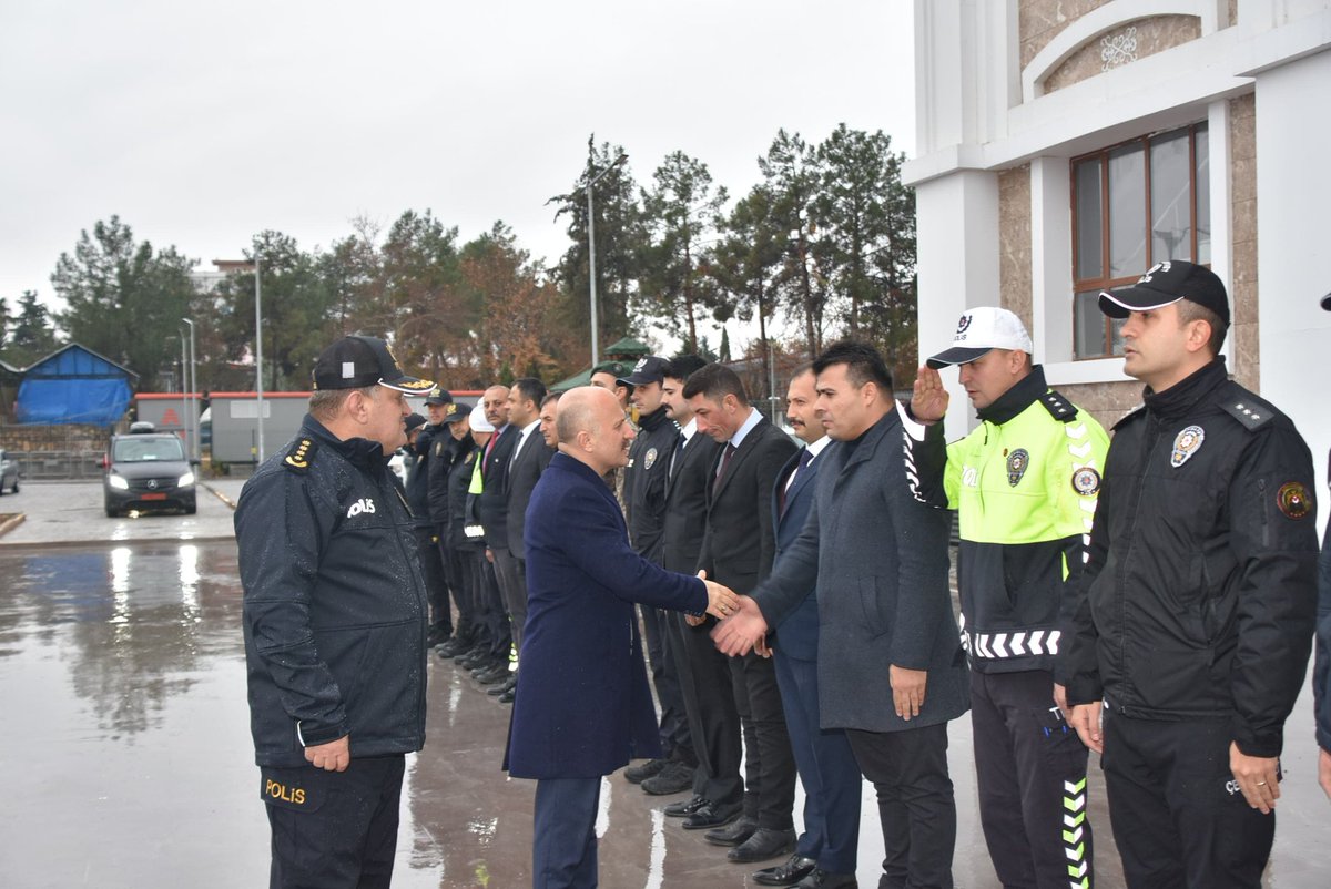 Adıyaman Valisi, Emniyet Müdürlüğü'nü Ziyaret Etti