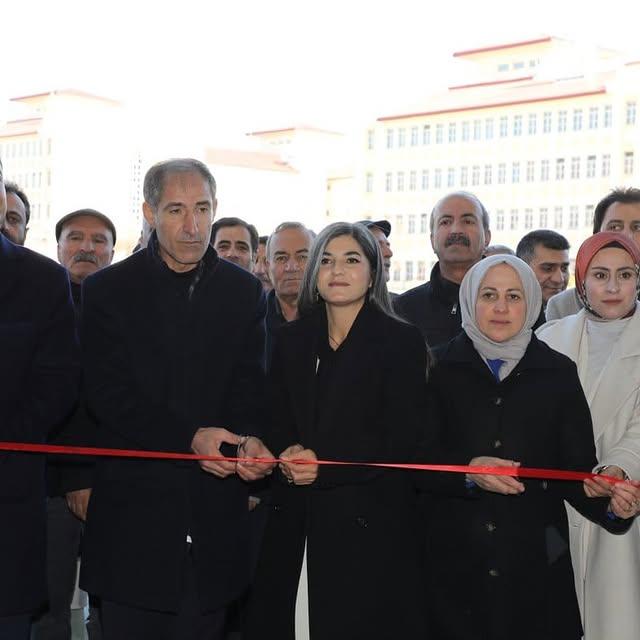 Van Büyükşehir Belediyesi'nden Kalemik TOKİ'ye Yeni Sosyal Alan